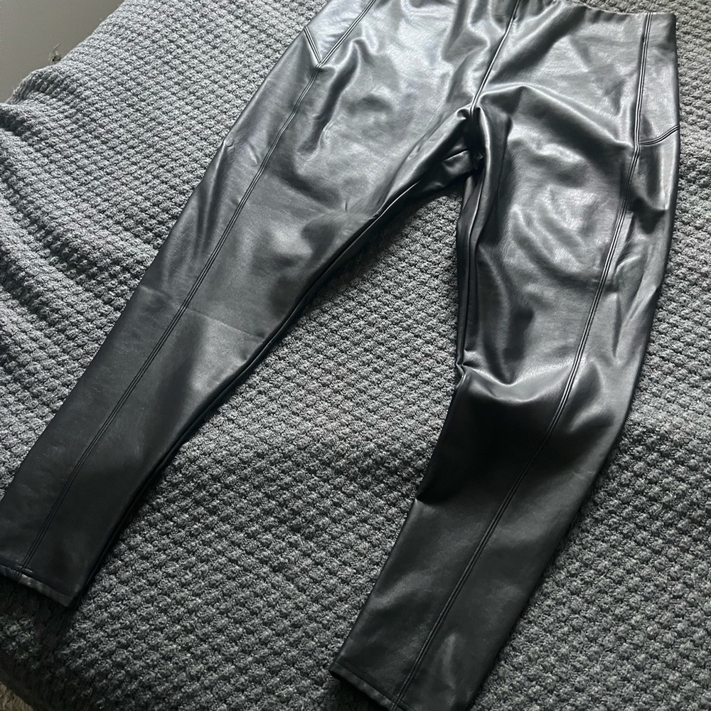 NWT Nordstrom Vegan Leather Leggings